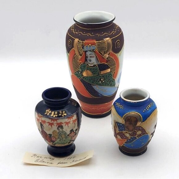 Vintage Japanese Satsuma Miniature Porcelain Hand Painted Vase Wise Men Set of 3 - Picture 1 of 15